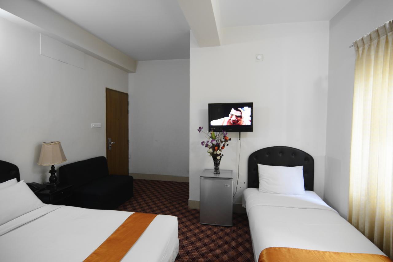 Holiday Xpress Dhaka Luaran gambar