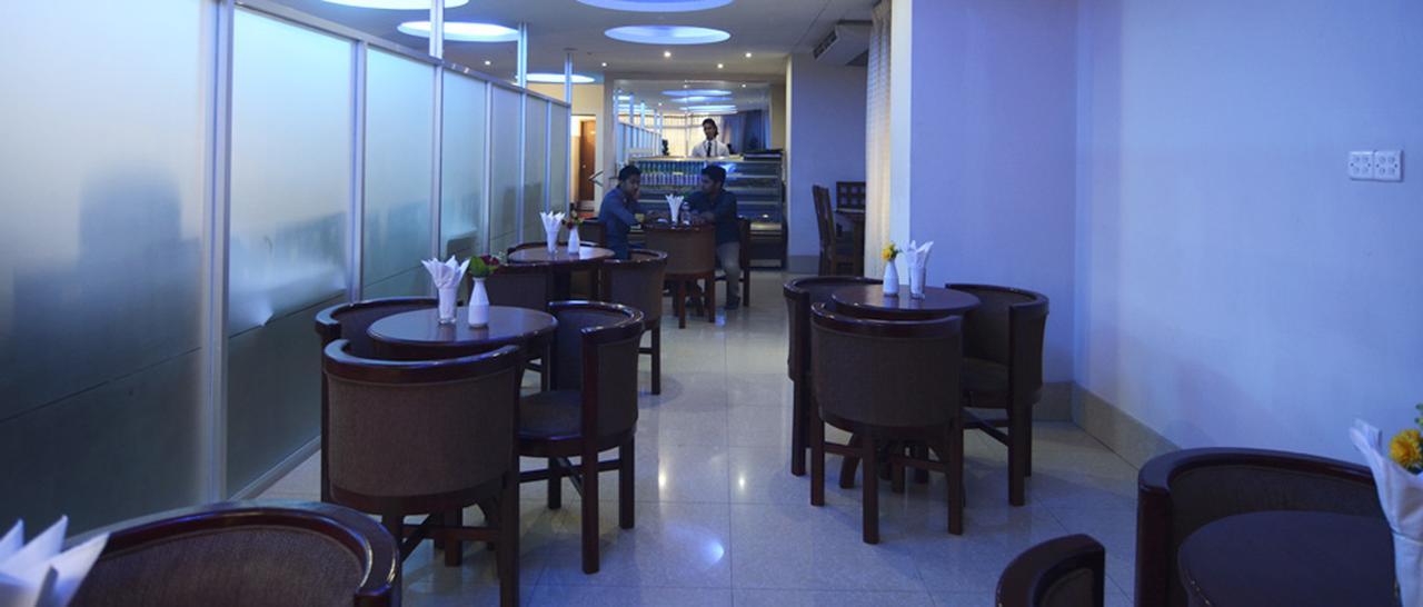 Holiday Xpress Dhaka Luaran gambar