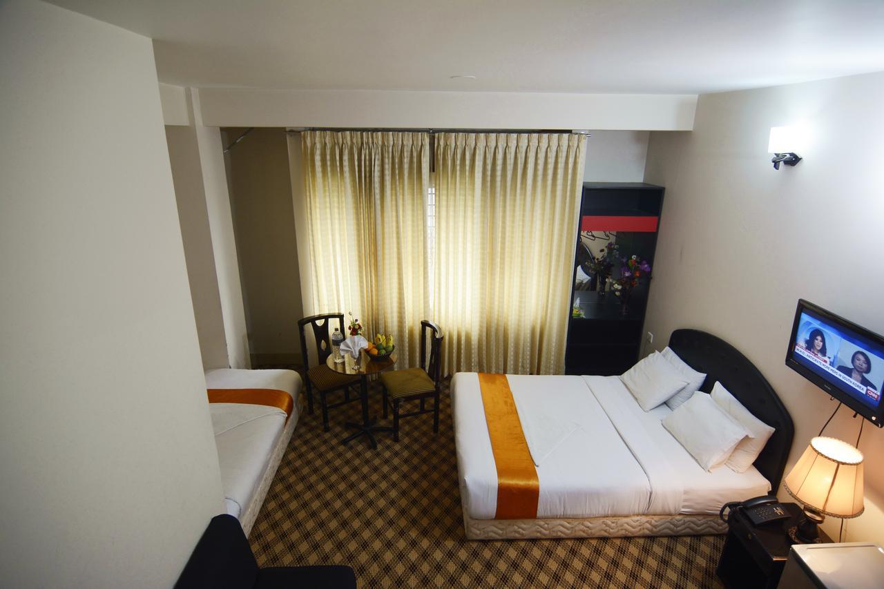 Holiday Xpress Dhaka Luaran gambar